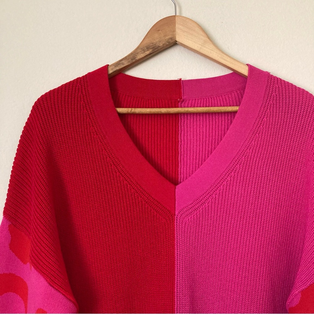 Long Sleeve Color Block V-Neck Sweater with Leopard Print Sleeves - Picture 5 of 9